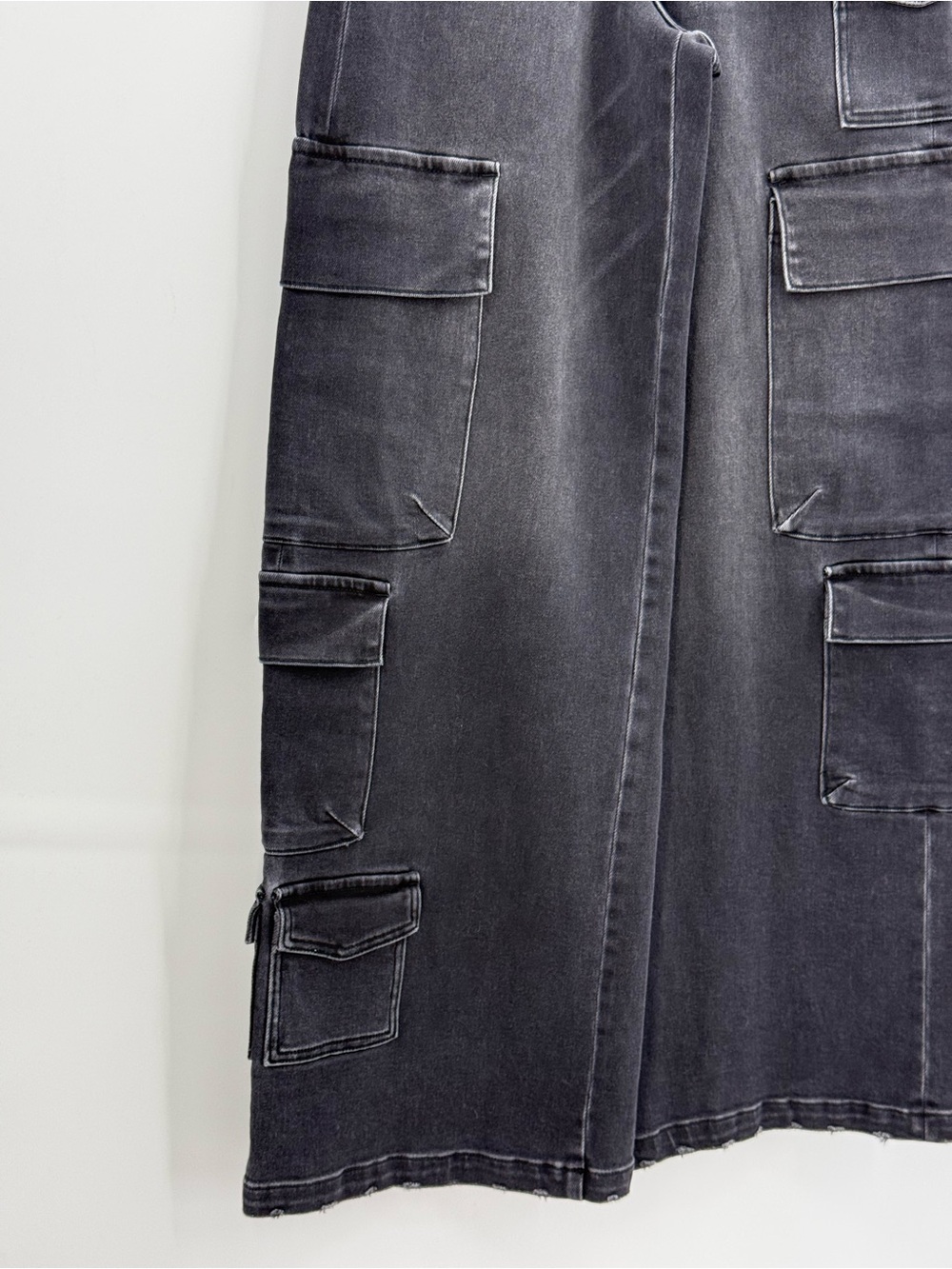 Hidden Nori High Rise Super Wide Leg Cargo Jeans Dark Wash Denim Statement Pants - Picture 4 of 11